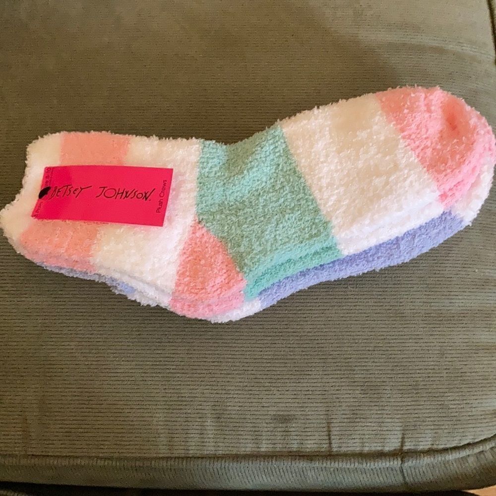 Betsey Johnson Plush Crew Socks 3 pk
